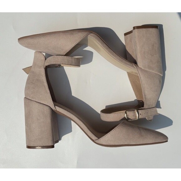 Lulu’s Ankle Strap Block Heels Women’s Size 8 Nude Faux Suede Sandals Dressy - Picture 6 of 8